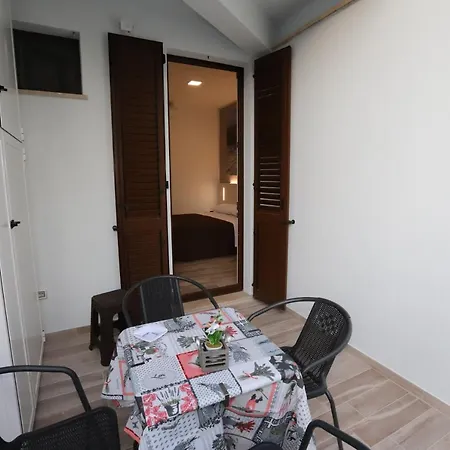 Orchidea & Couette-café Civitanova Marche