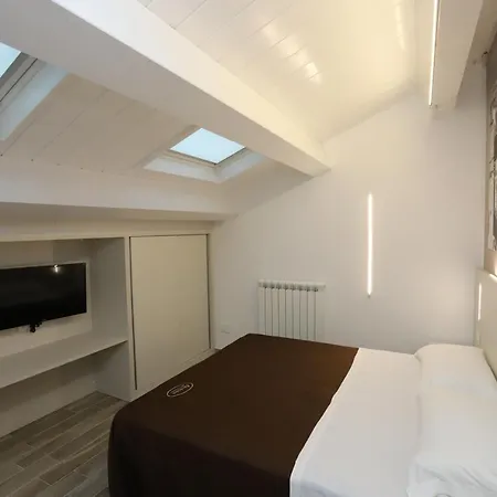 Orchidea & Couette-café